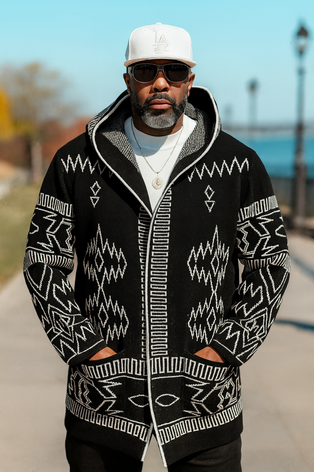 Arrowhead 2.0 Cardigan 3/4 Length (Black/White) OIM