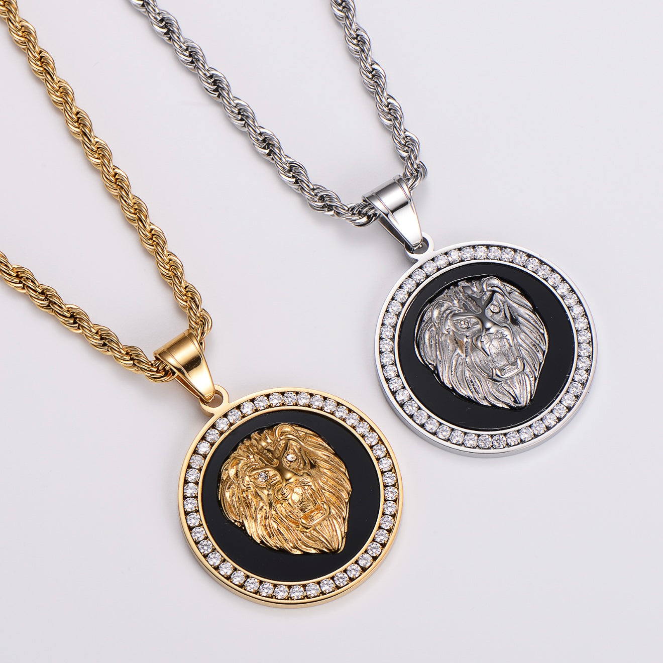 KALIKO "Lion Studed" Rope Chain + Pendant (Gold) 544