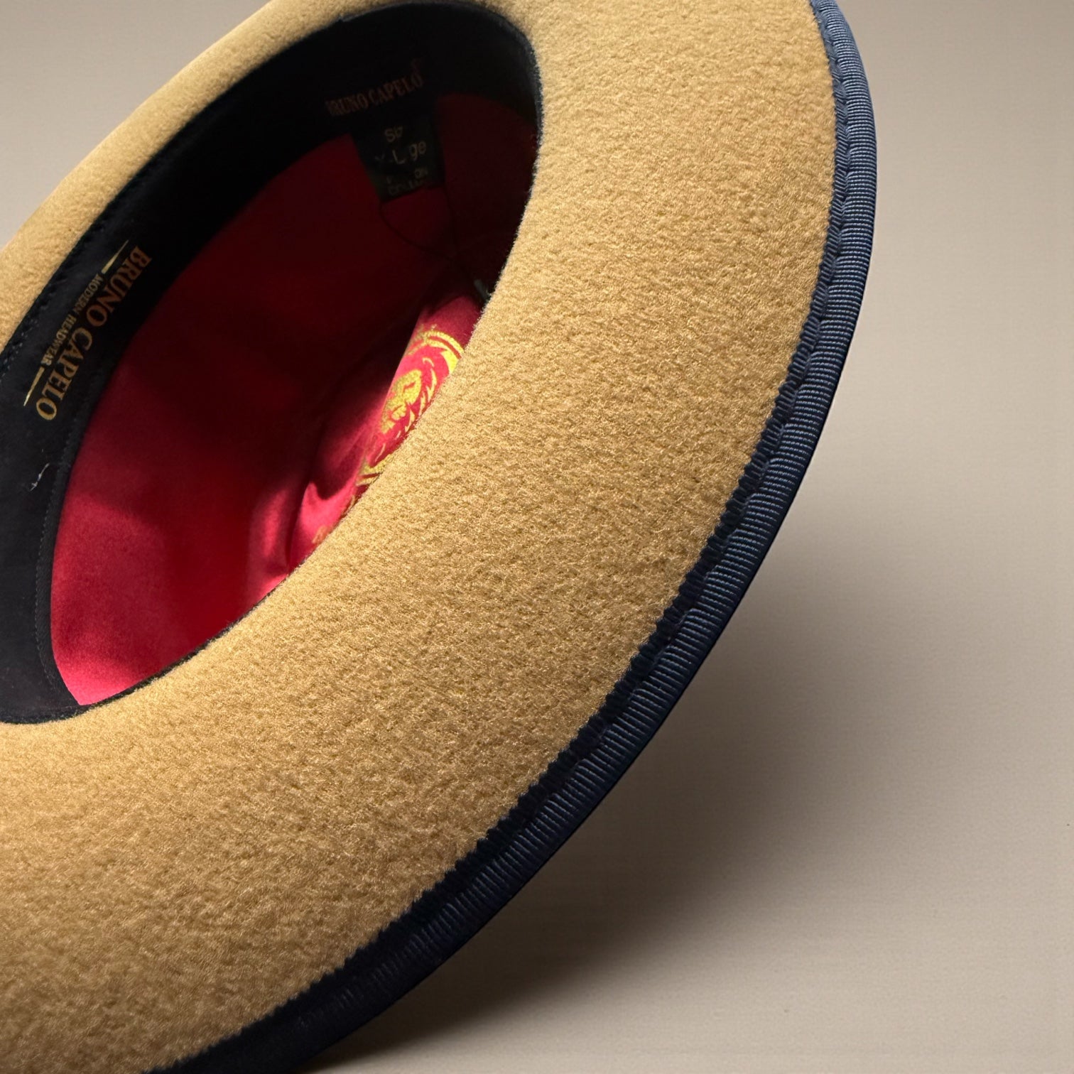 Bruno Capelo Tan Bottom Hat "keenan" (Navy/Tan)