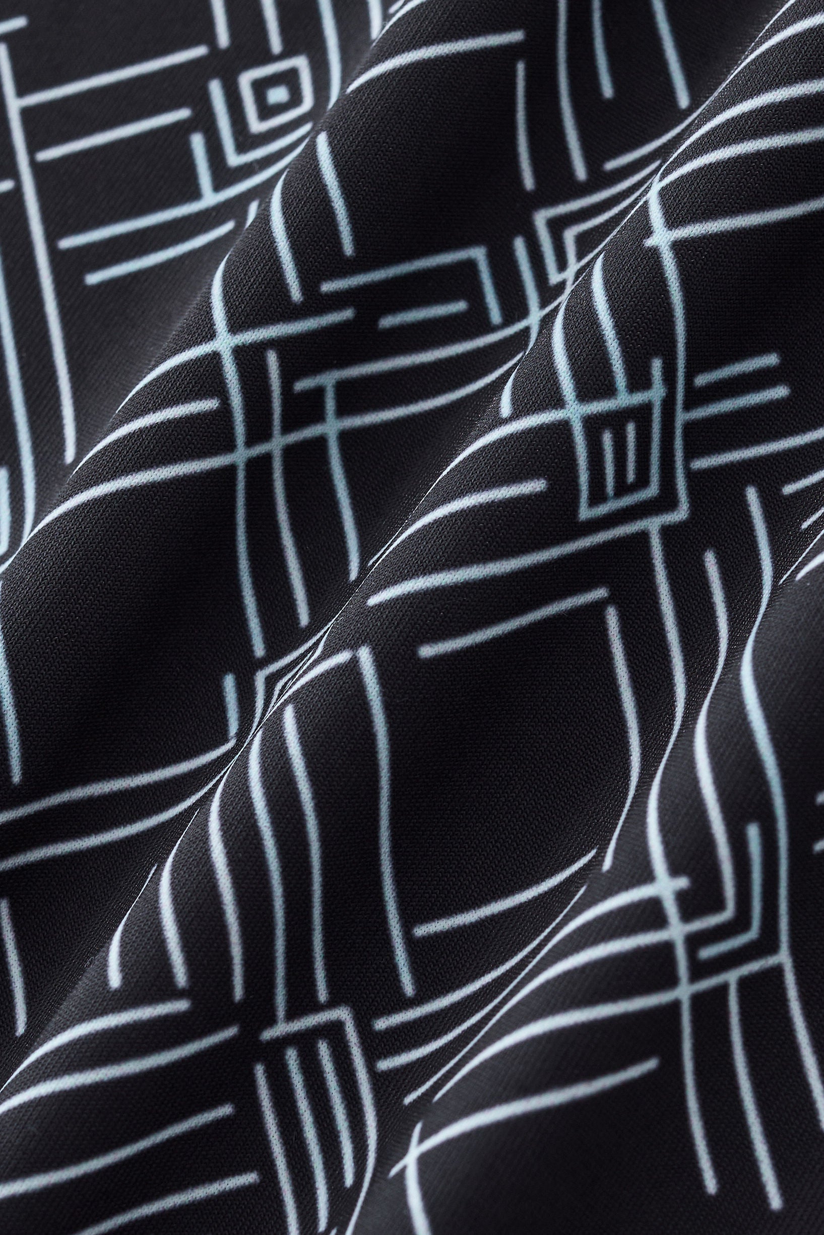 Seamless Geo Print Shirt – El Baron BLACK