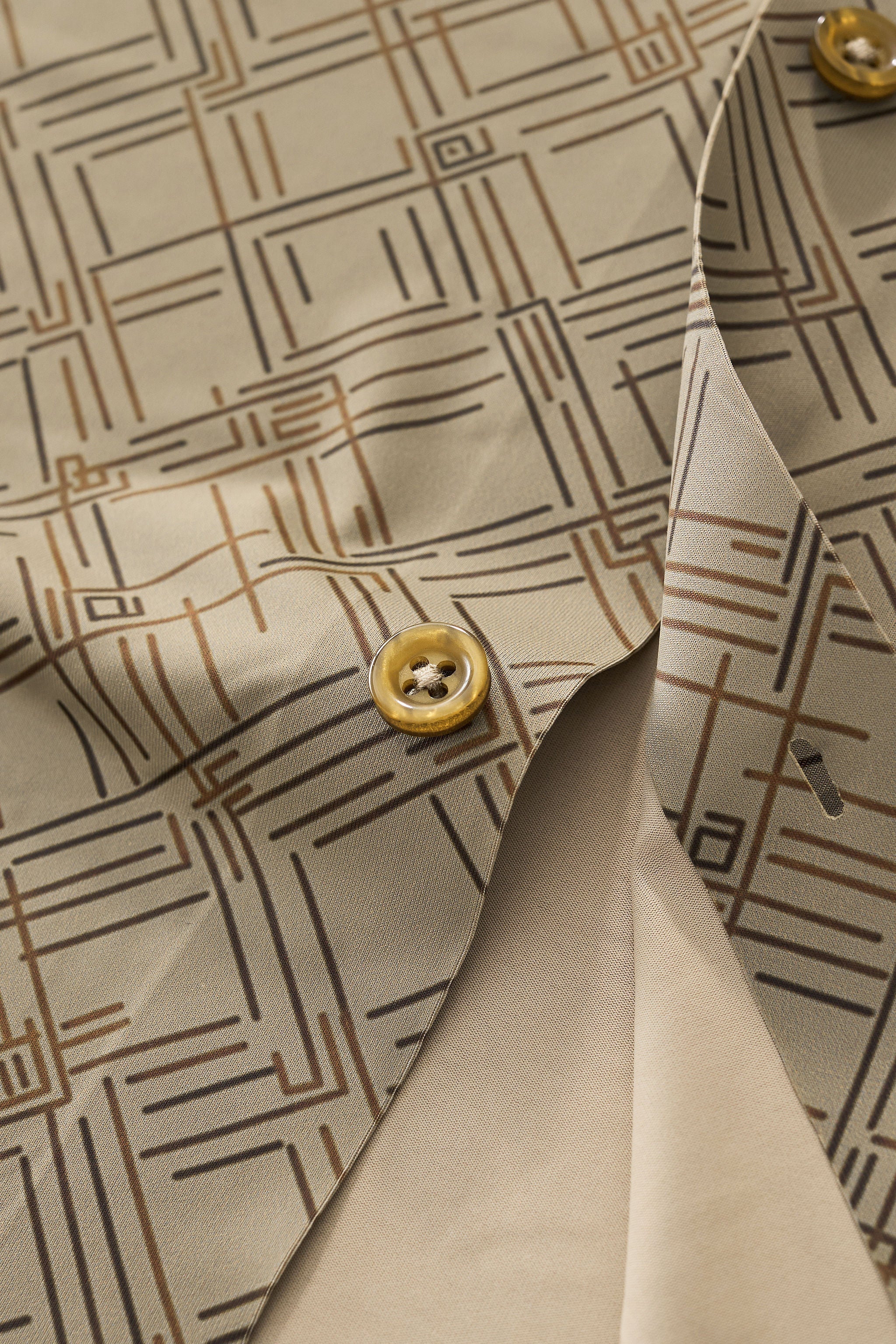 Seamless Geo Print Shirt – El Baron KHAKI