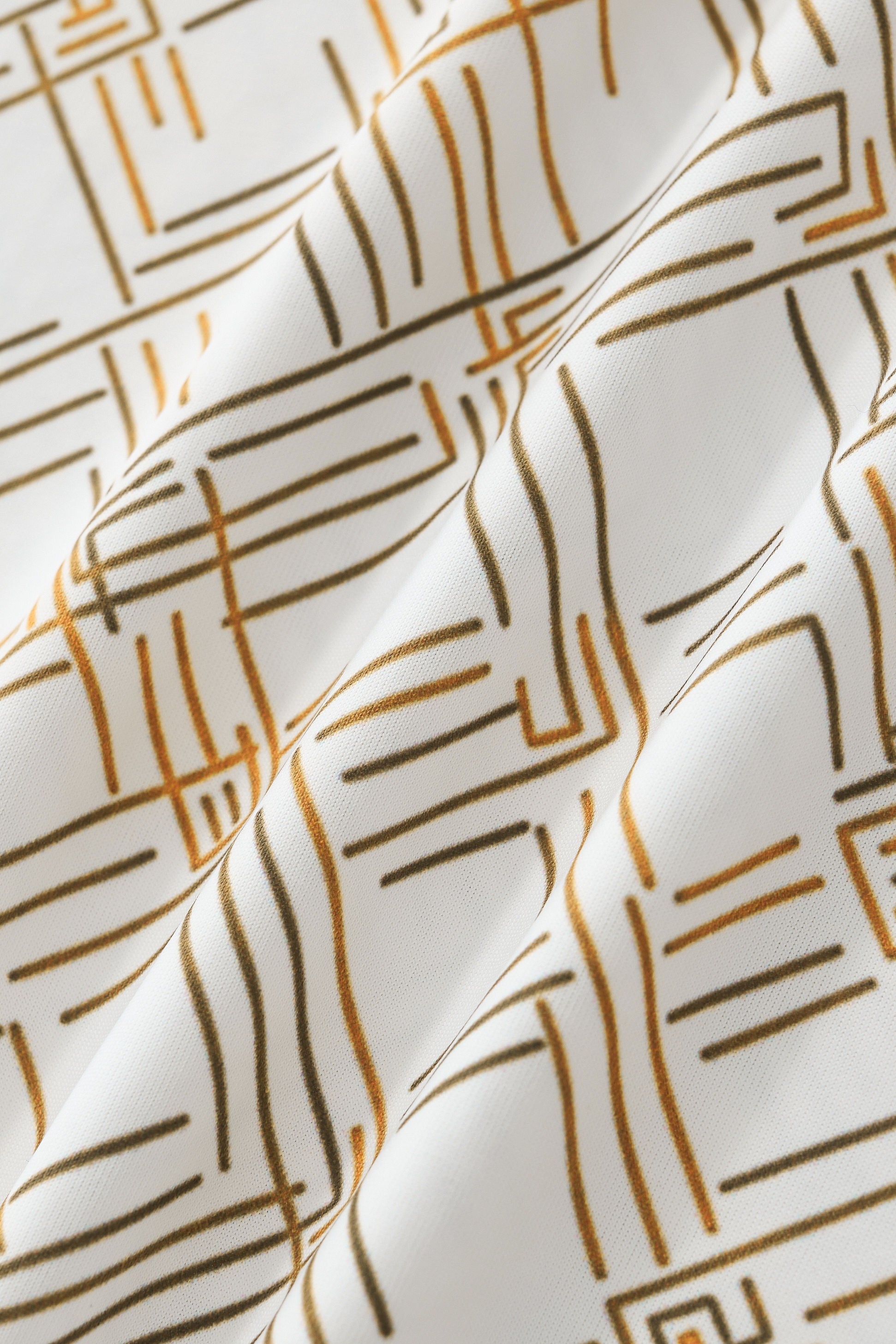 Seamless Geo Print Shirt – El Baron WHITE