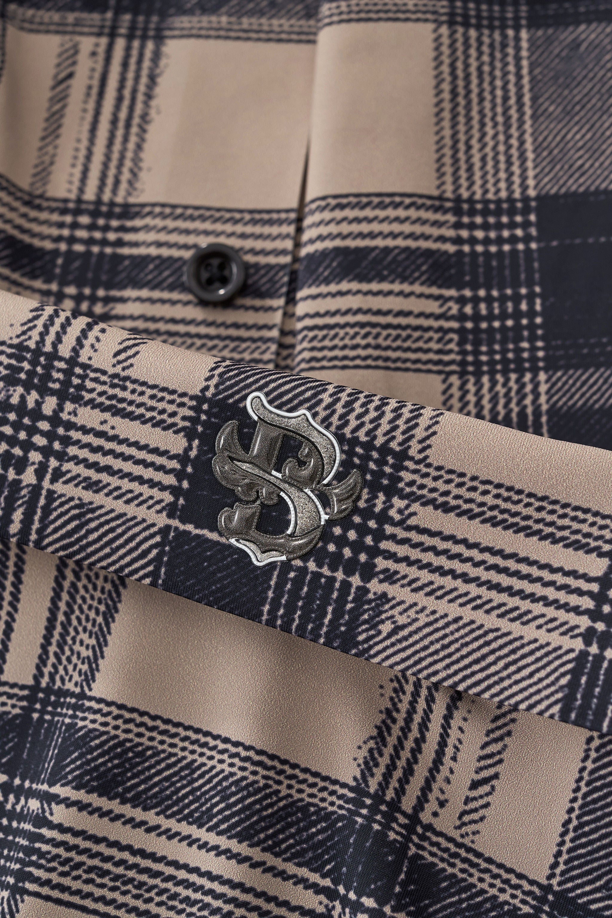Seamless Plaid Stretch Shirt – El Baron KHAKI