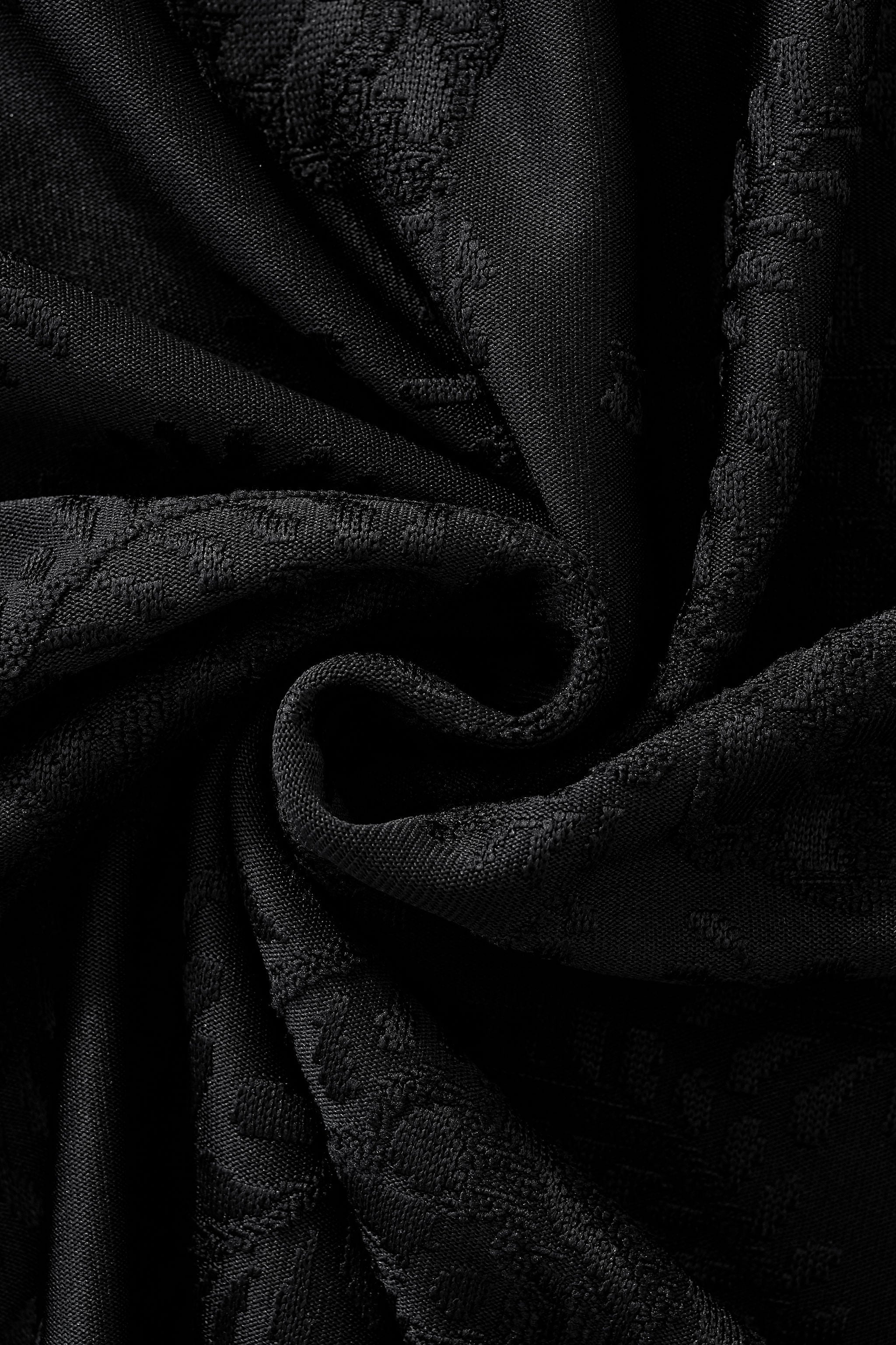Embossed Paisley Tee – El Baron BLACK
