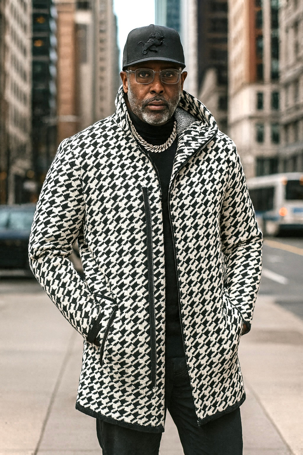 OIM "Houndstooth" Cardigan 3/4 Length Sweater Jacket (Black/White)