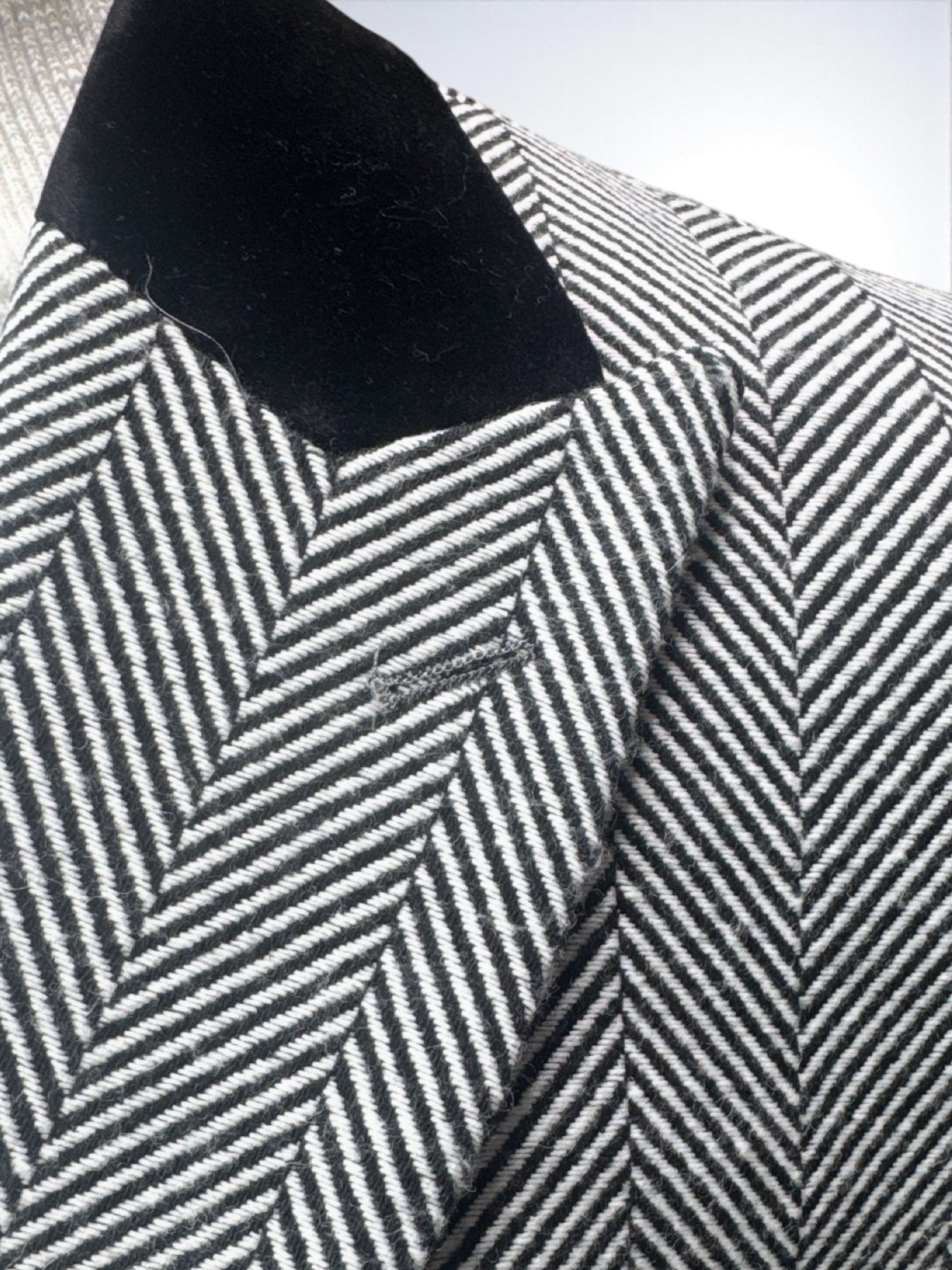 Inserch Herringbone Blazer (Black/White)