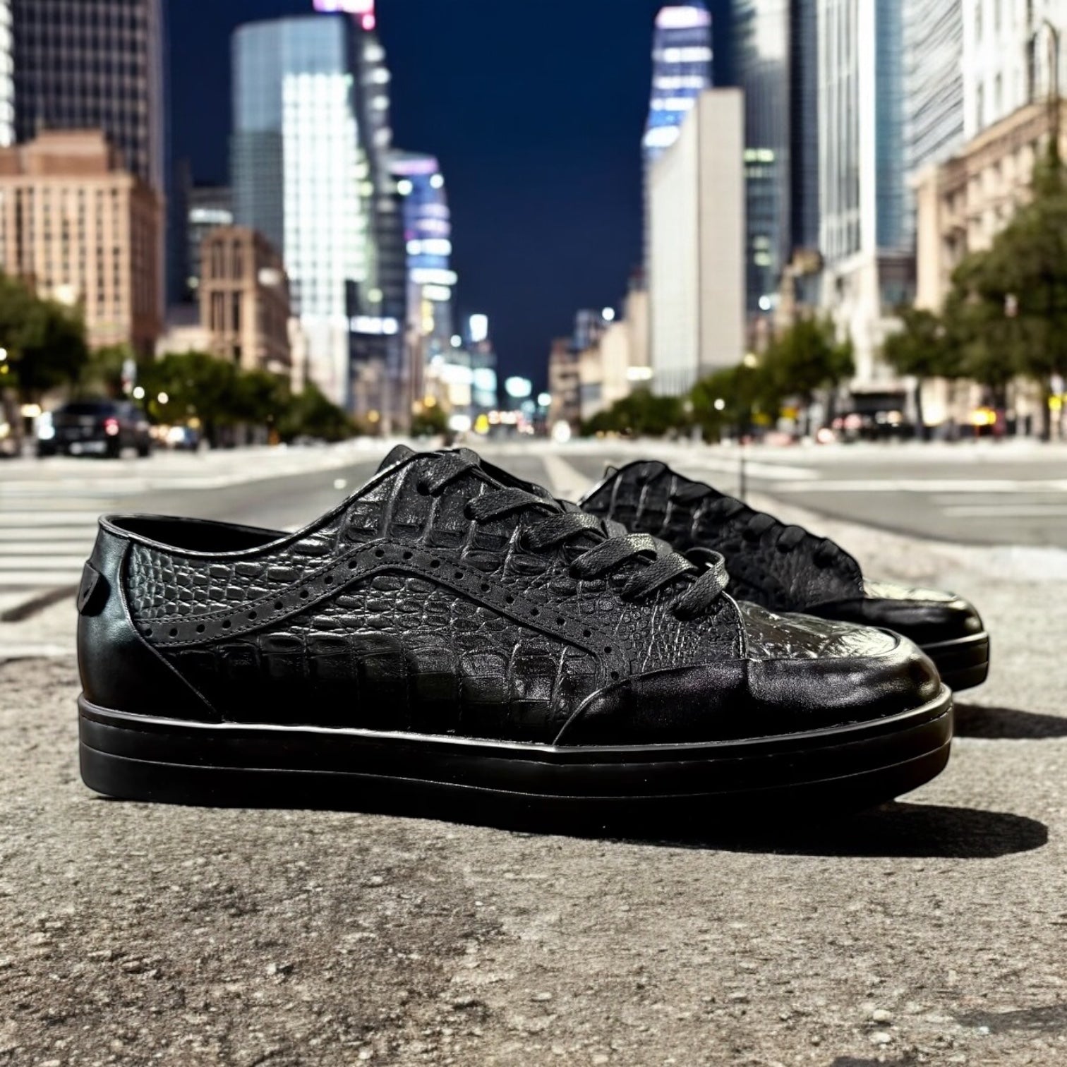 Giovanni "Croco" Leather Sneaker (Black)