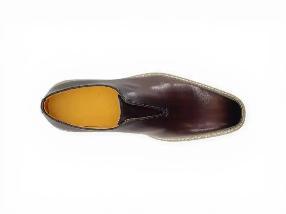 Laceless Loafer with Contrast color lightweight sole
