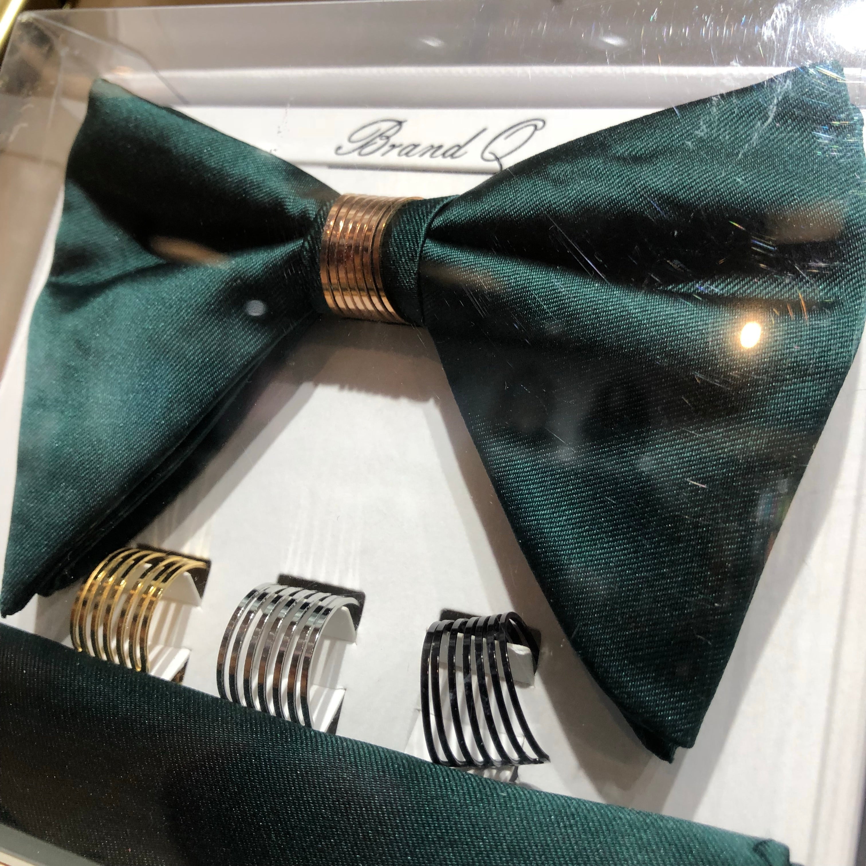 Brand Q Butterfly Satin 4Ring