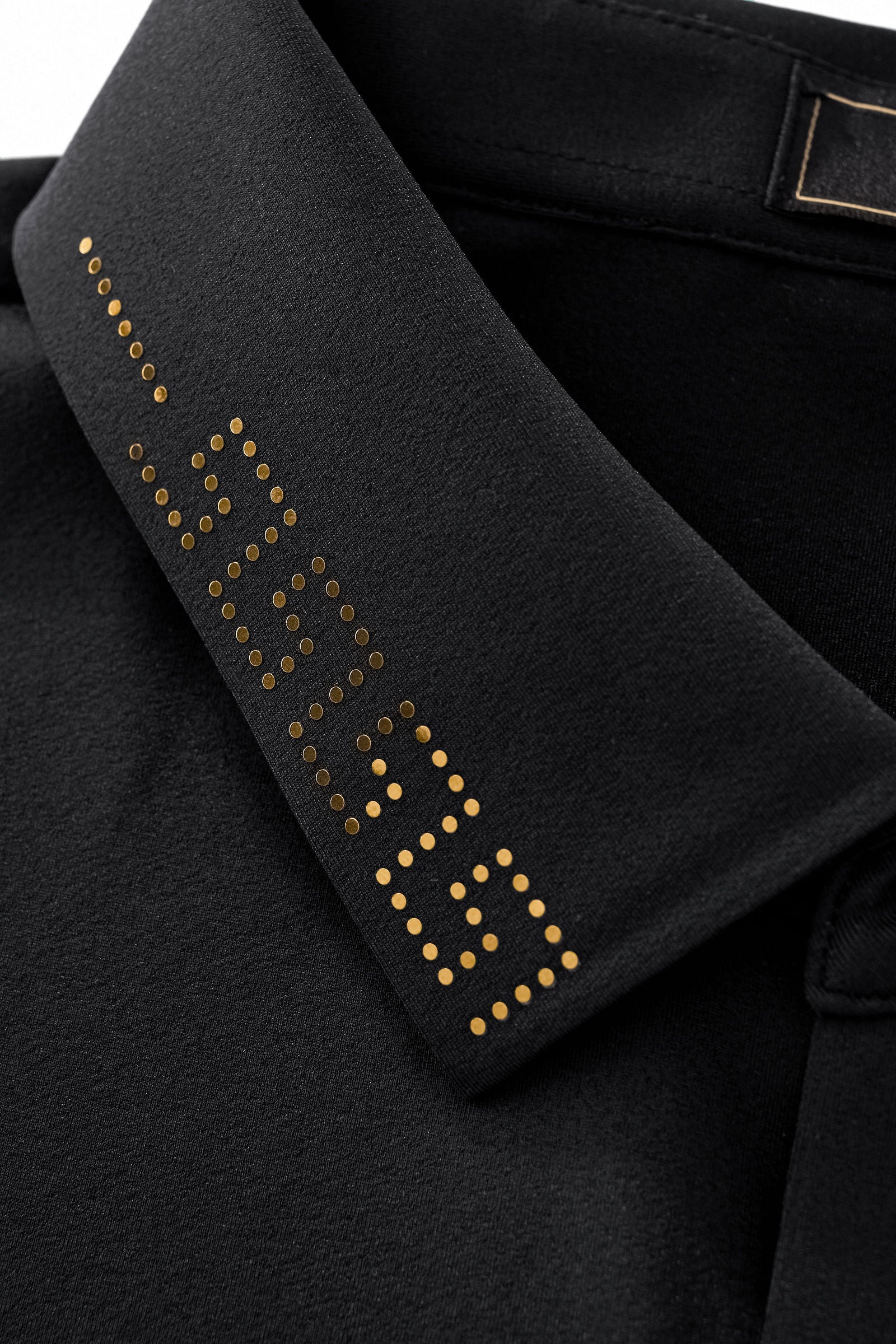 Perforated Collar Performance Polo – El Baron BLACK/GOLD