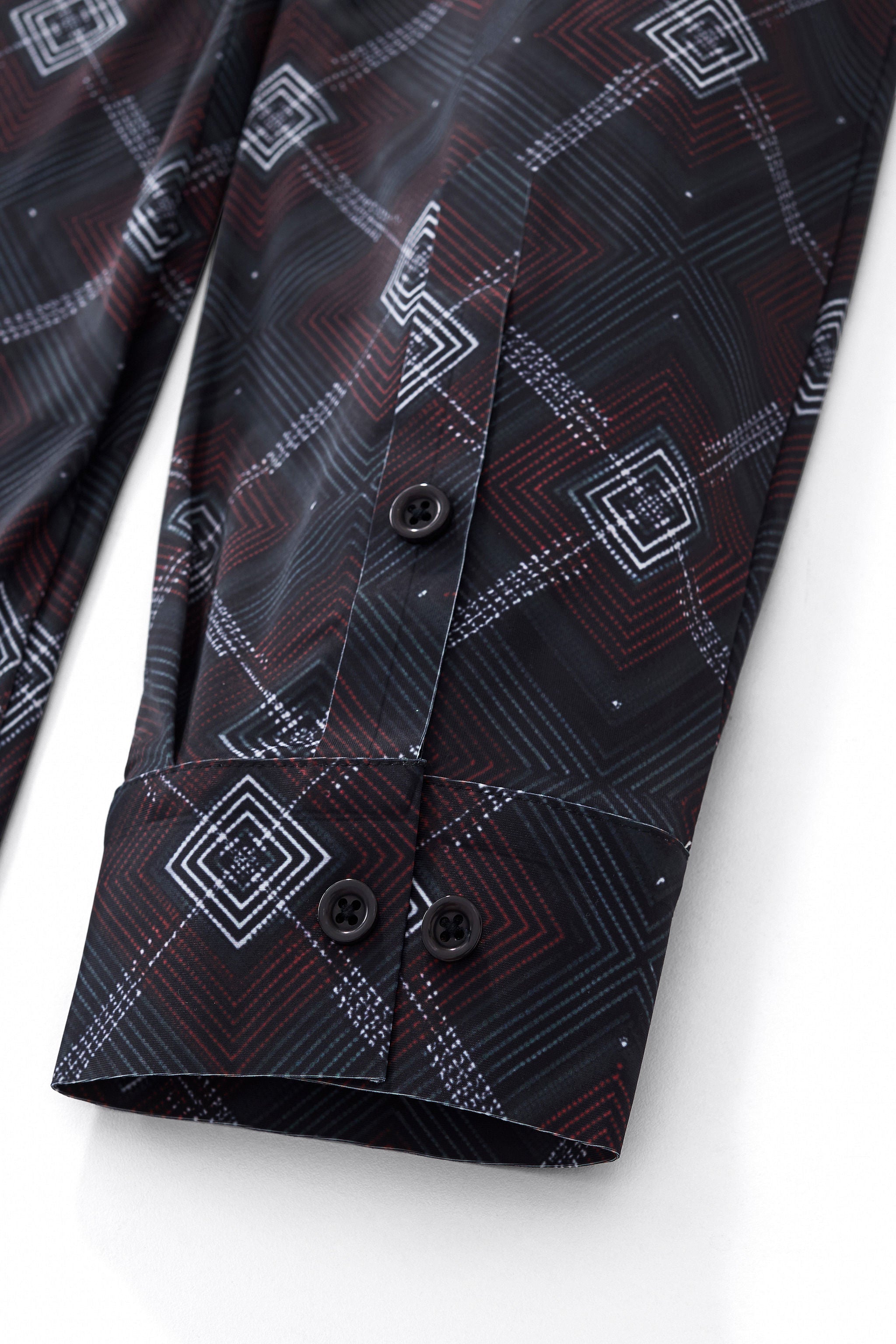 Geometric Seamless Shirt – El Baron BLACK