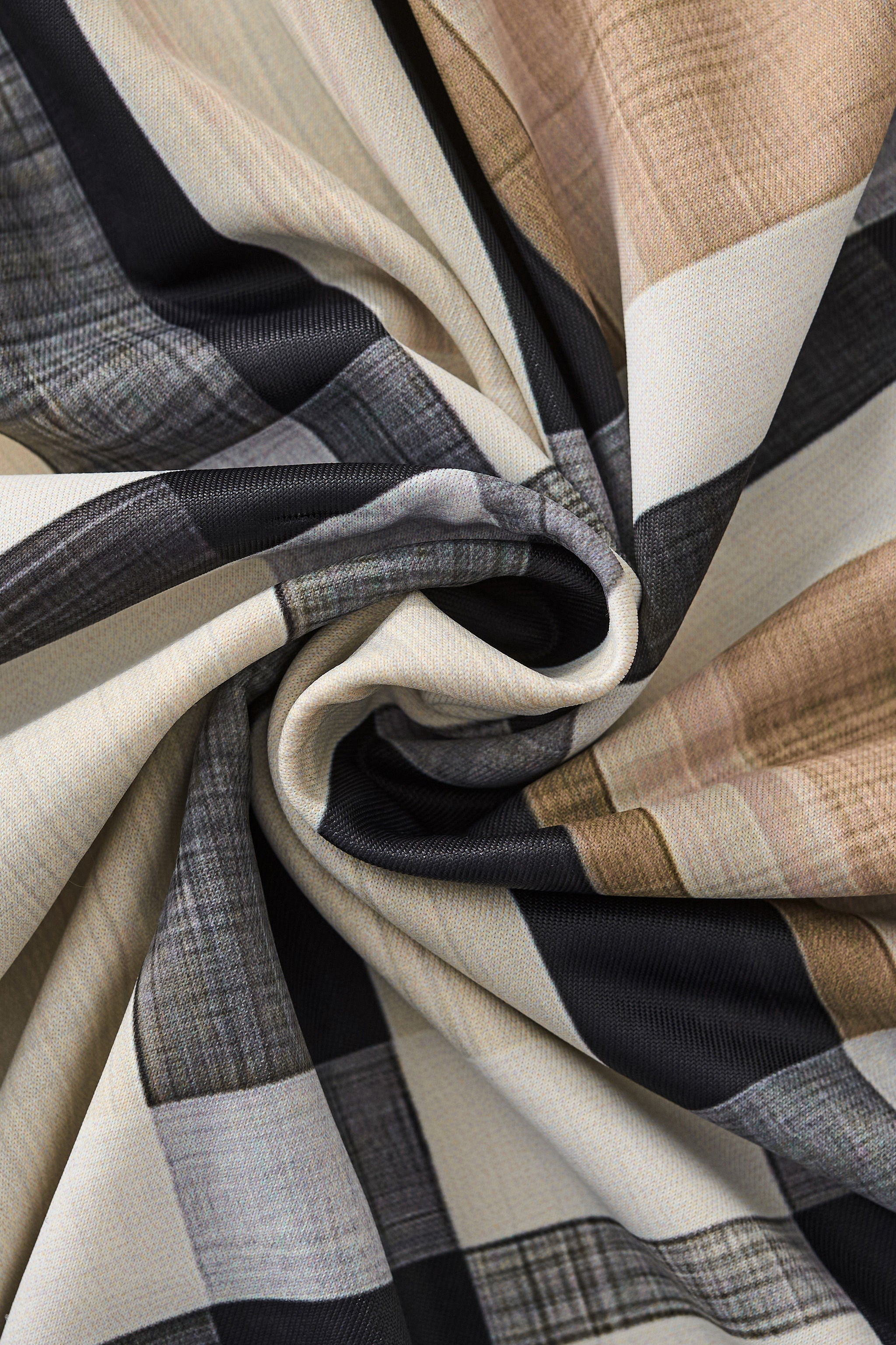 Seamless Bold Plaid Shirt – El Baron KHAKI
