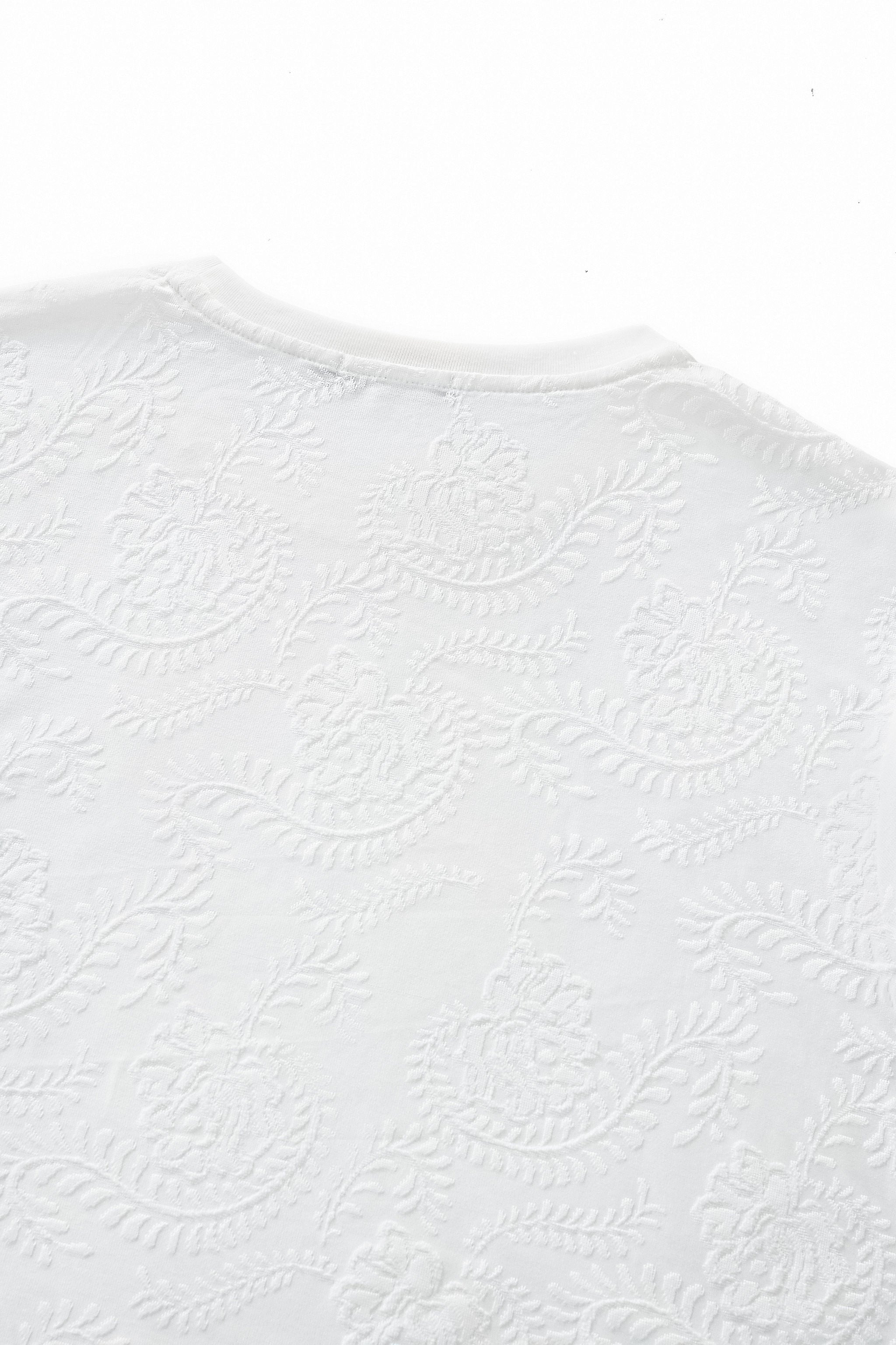 Embossed Paisley Tee – El Baron WHITE