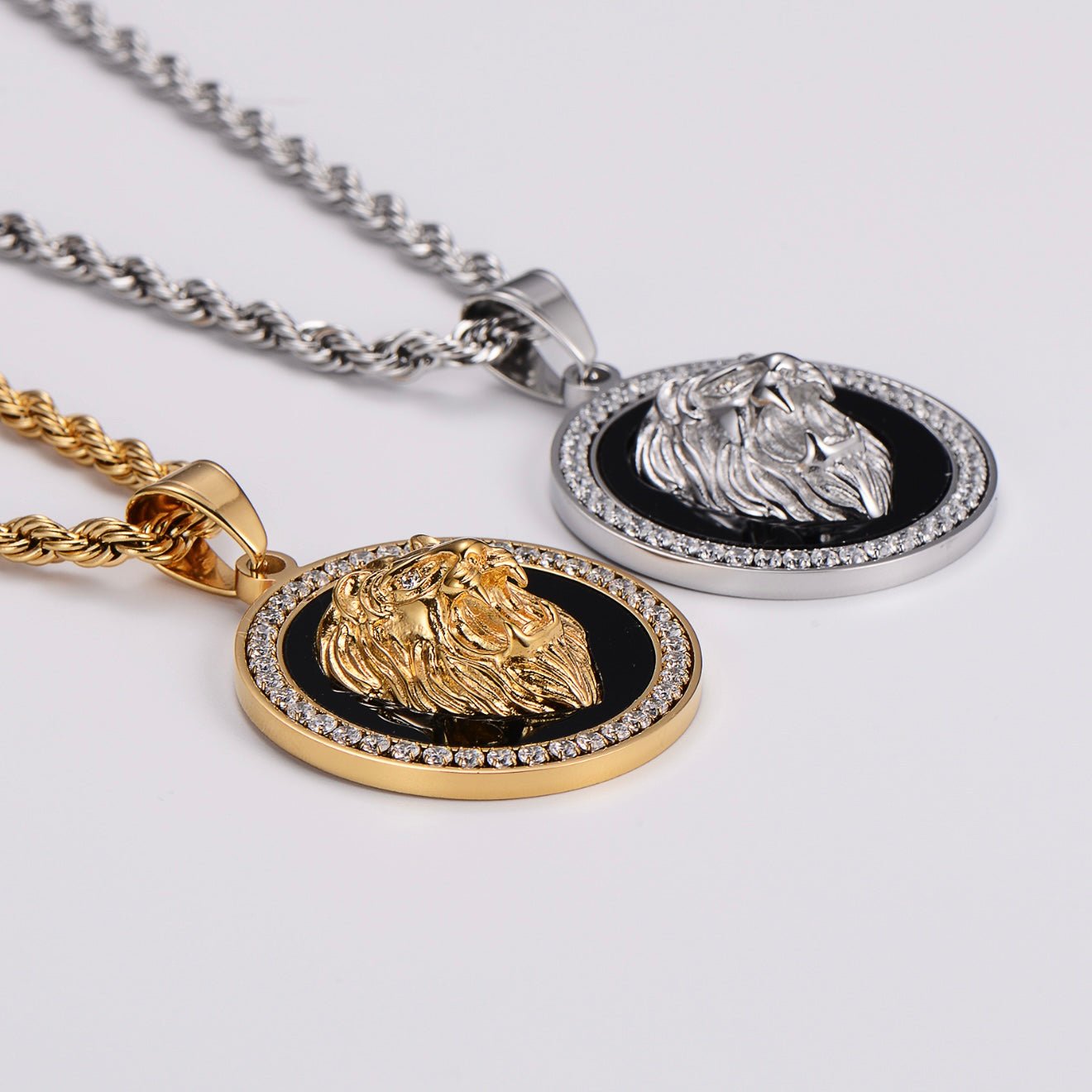 KALIKO "Lion Studed" Rope Chain + Pendant (Gold) 544