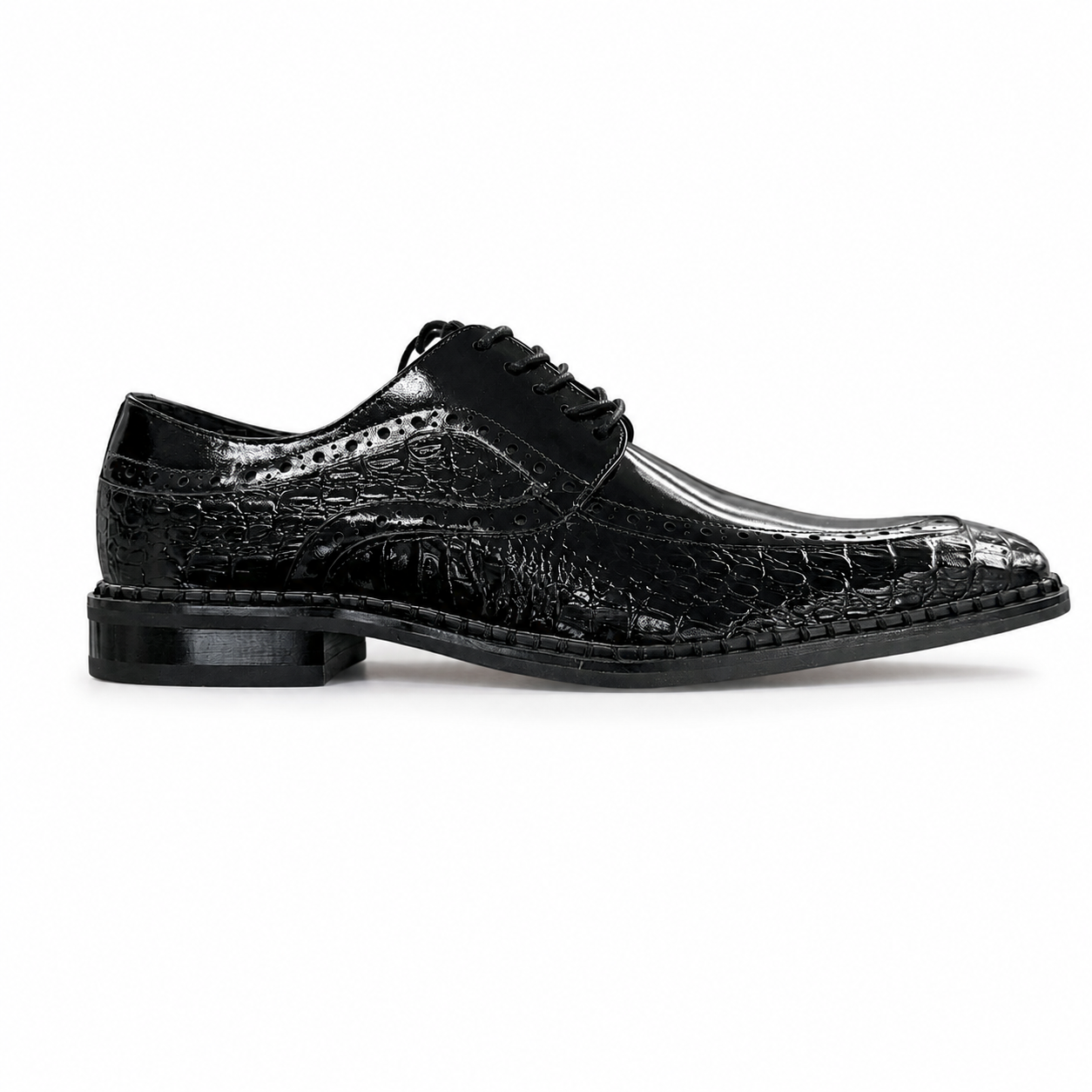 Giovanni Terence Men’s Moc-Toe Leather Shoe – Black