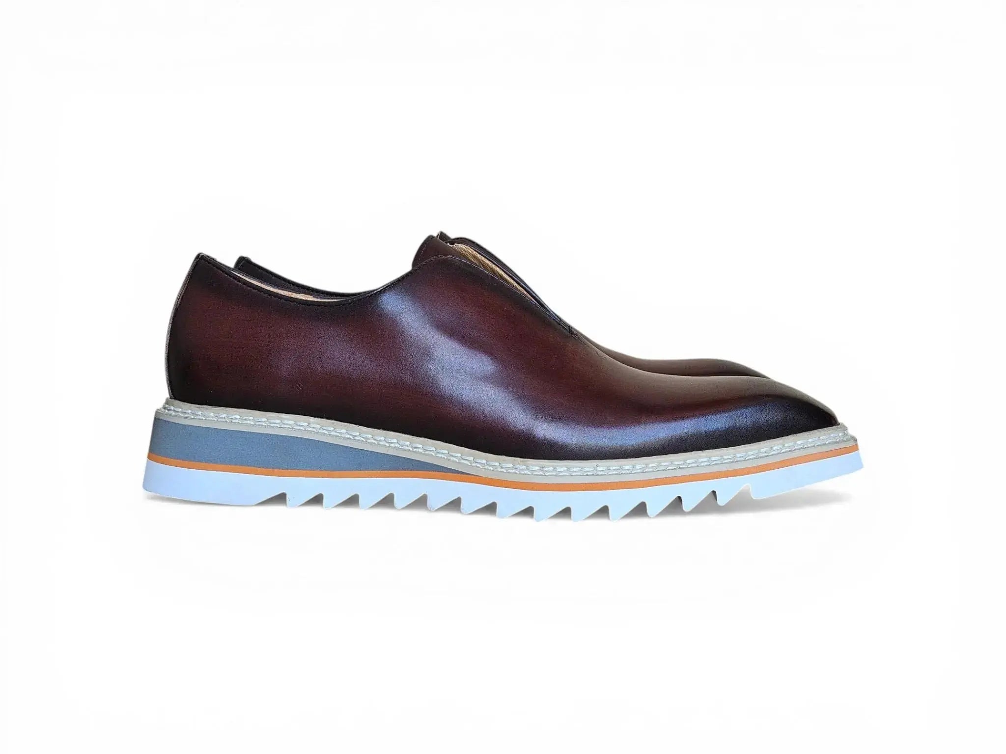 Laceless Loafer with Contrast color lightweight sole