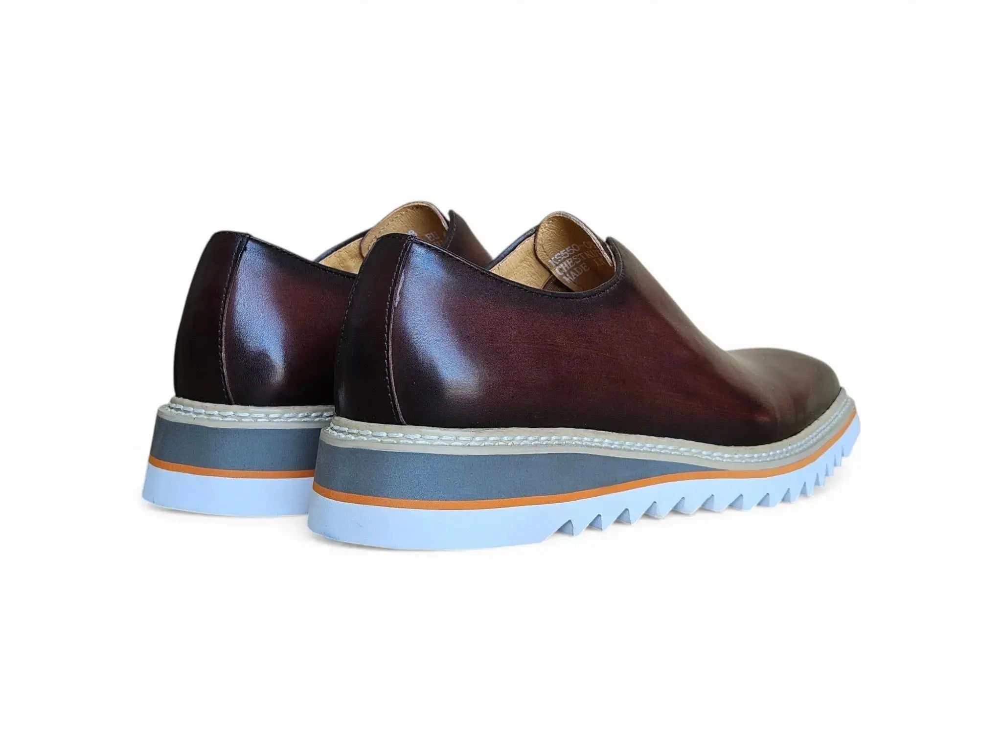 Laceless Loafer with Contrast color lightweight sole