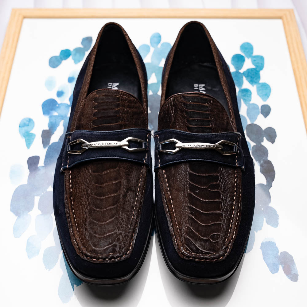 Hugo Brown / Navy