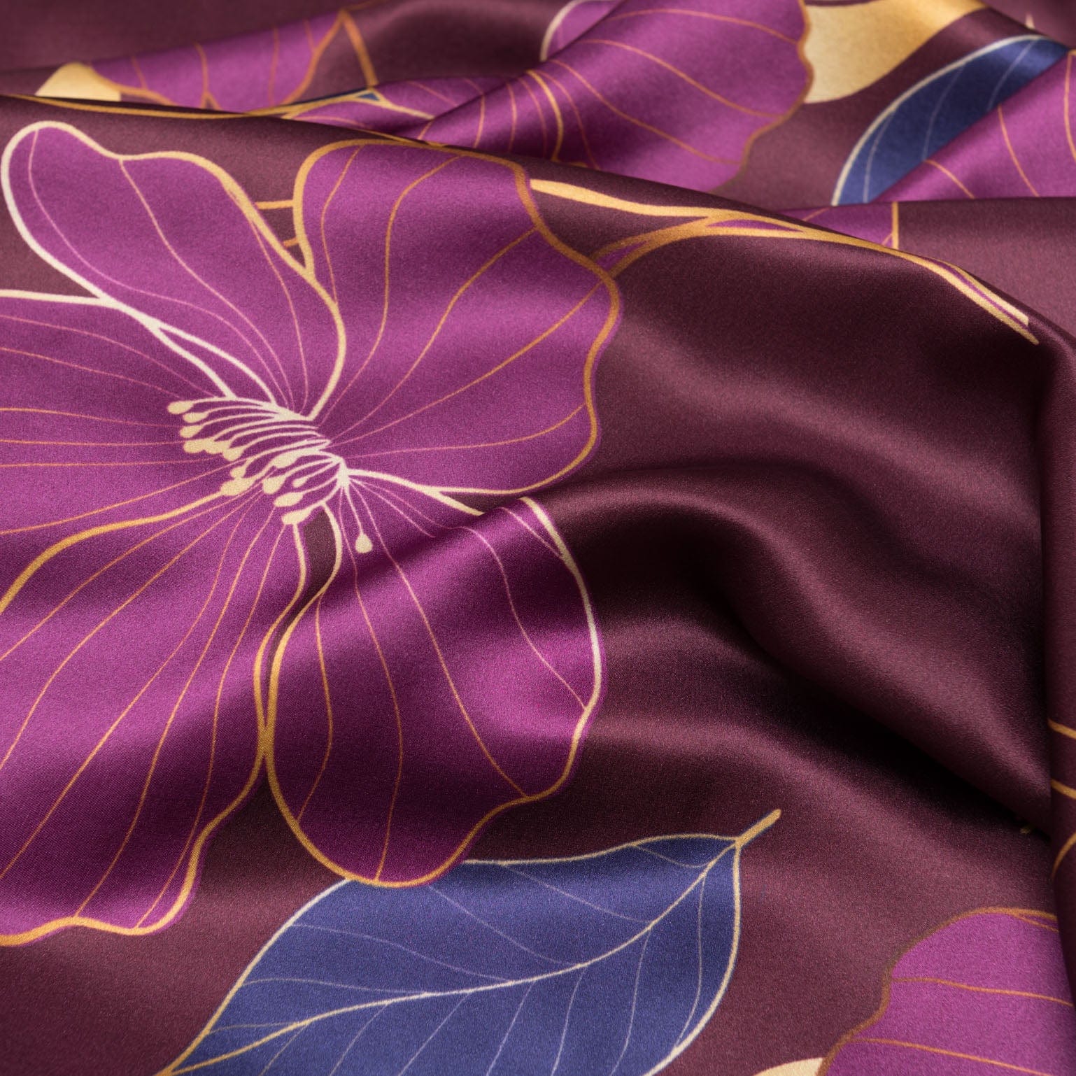 Laura - Silk Scarf Shawl - Burgundy